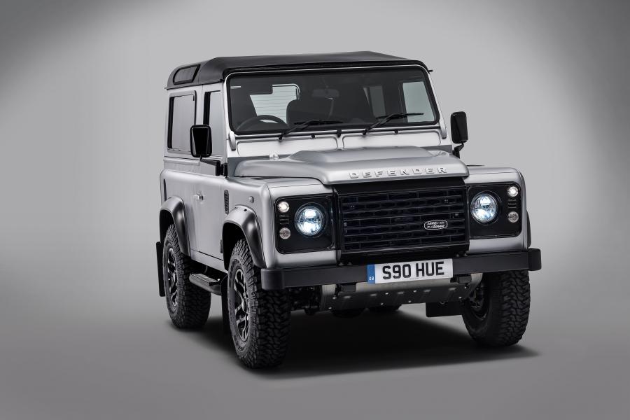  Land Rover Defender 90 2.000.000th 2015 года  (фото 3 из 19)